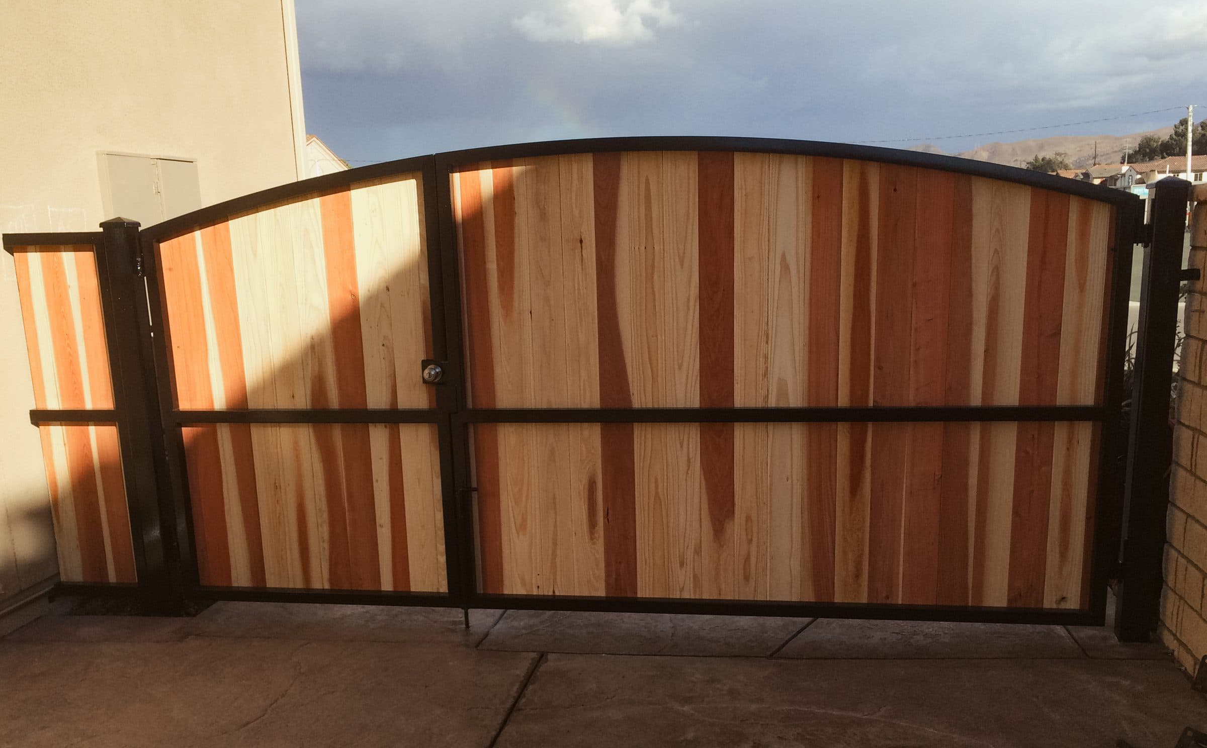 Custom iron fencing and gate installation in Santa Clarita by J.V. General Construction