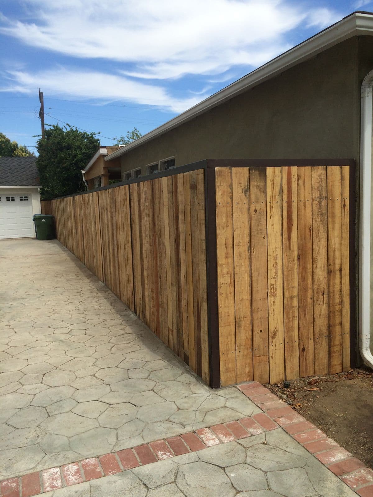 Wood and metal privacy fence in Moorpark